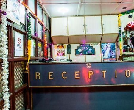 Hotel Library Presidency มัสซูรี ภายนอก รูปภาพ